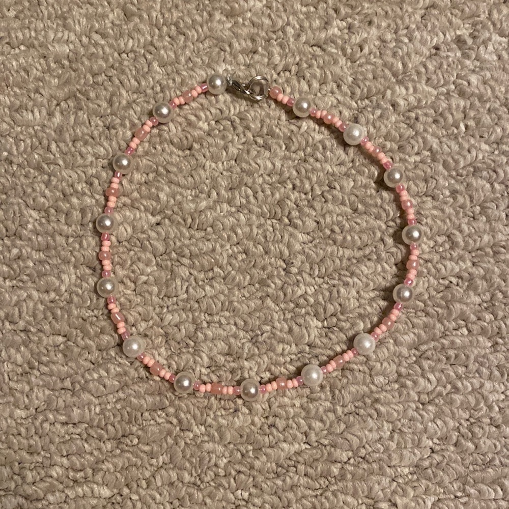 PINK AND PEARL NECKLACE